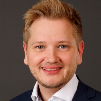 Dr. Robert Meyer