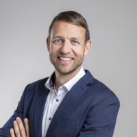 Oliver Wolf