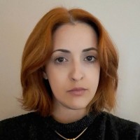 Débora Gomes dos Santos