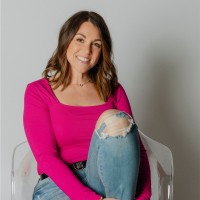 Dana Smith, Phr, Pihra