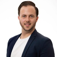 Tobias Petry