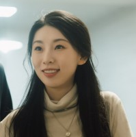 Alla Wang