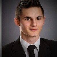 Huszti Ákos