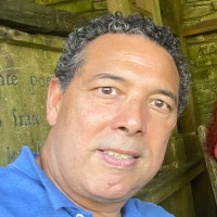 Eddie Flores