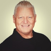 Tom Giller