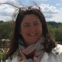 Elisabeth ESCOBES