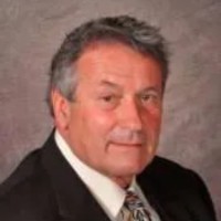 Dennis Hoff