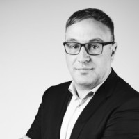 Dr. Oliver Rudow