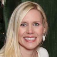 Kelly Dean