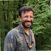 Araz Pourvatan