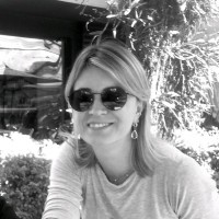 Aline Maria Thier