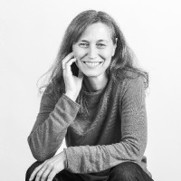 Claudia Stenzel