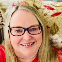 Dr. Kendra Stuke, DSW, MSW, LSCSW, RPT
