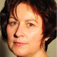 Ann Mennens