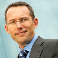 Dr Richard Allan