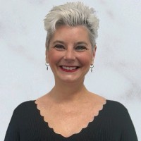 Loretta Lezer
