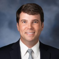 Collier Mckenzie