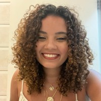 Letícia Soares
