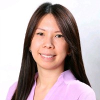 Julie Tran, Phr