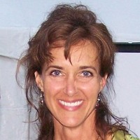 Geraldine Lewis