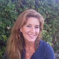 Caroline Omeara
