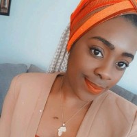 Neomie Apanga