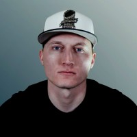 Dustin Quasney