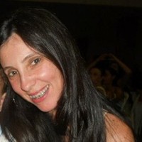 Elaine Andrade