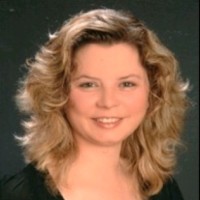 SUZAN AKIN