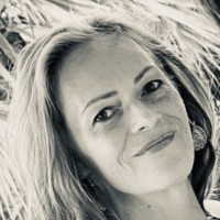 Andrea Wöls