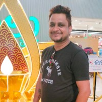 Vicky Raj