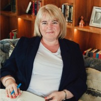 Karen Nichol