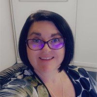 Lynda Neill