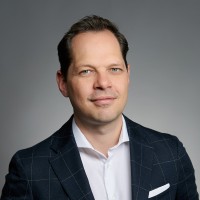 Dr. Mario J. Neuhaus