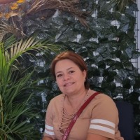 Cristiane R.