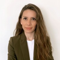 Müjde Özaklar