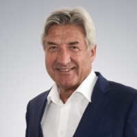 Dr. Andreas Altmeyer