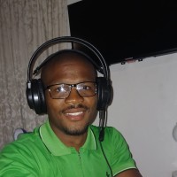 Mpho Nthoesane