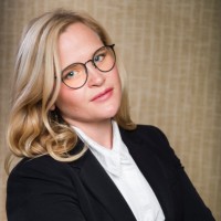 Laura Mart
