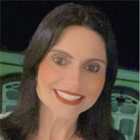Daniela Barbosa Bufoni Léo