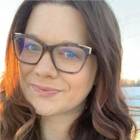 Amanda Andres, Mba