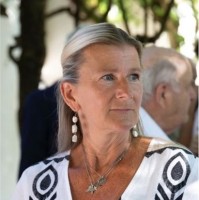 Anja Holzapfel