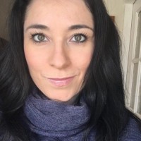 Lyndsay Holt