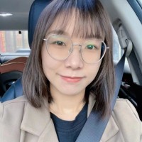 Vicky Zhong