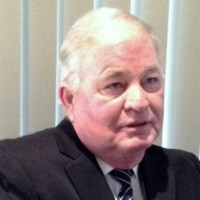 Roger Bowen