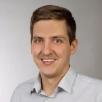 Sebastian M.