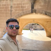 Garip Evsen