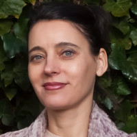 Nicoline Caris