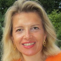 Claire BRUNET