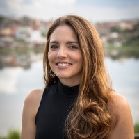 Liz T.